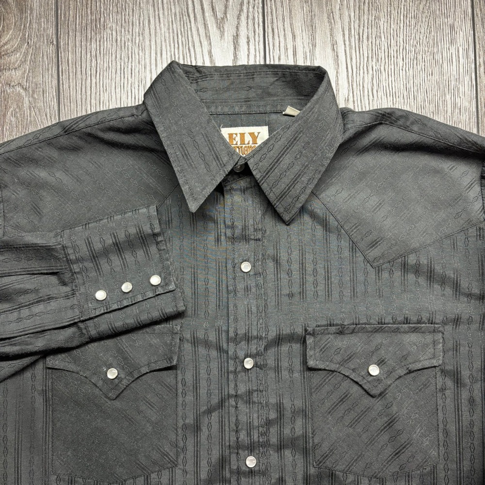 Vintage Ely Cattleman Mens Medium Black Tonal Stripe Western Pearl Snap Shirt